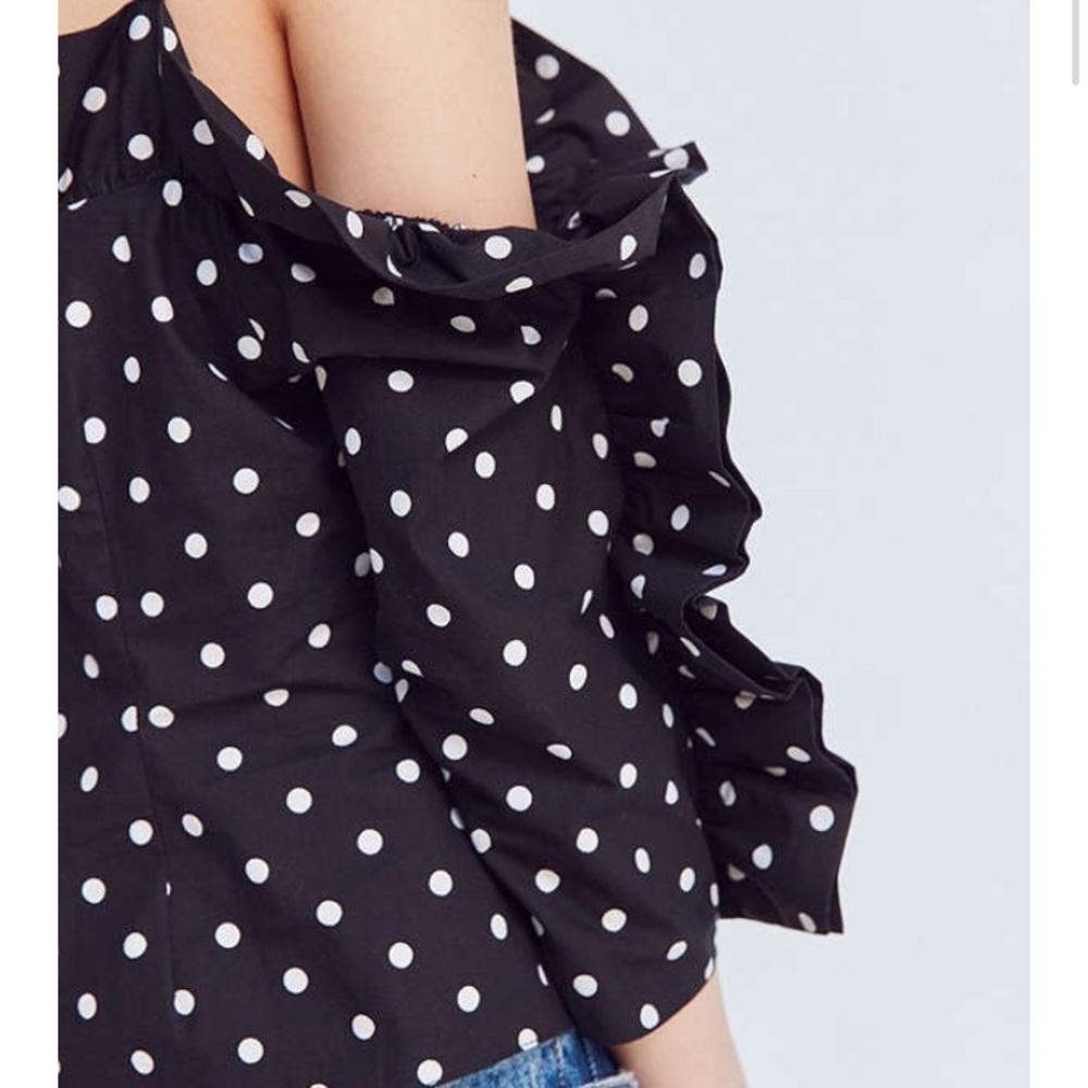 Urban Outfitters Polka Dot Ruffle Top - Picture 4 of 8